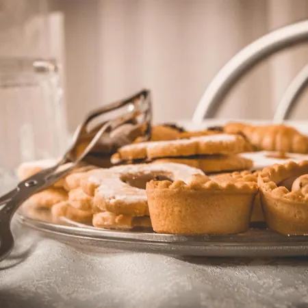 Rialto Apart-hotel 4*