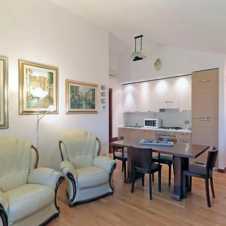 Apart Otel Rialto 3*