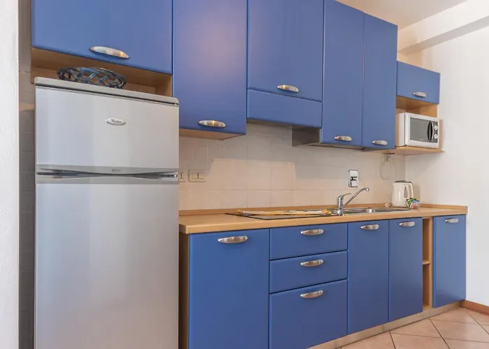 Ξενοδοχείο με διαμερίσματα Rialto 4*